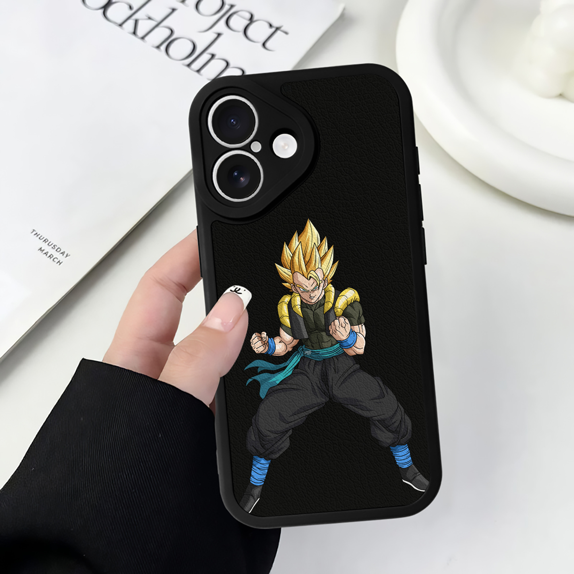 （画像用） ドラゴンボール ベジータ四世（Bejīta Yonsei）DRAGON BALL Vegeta IV 【iPhone 16シリーズ対応】シリコンスマホケース（レザー調） 材質：シリコン